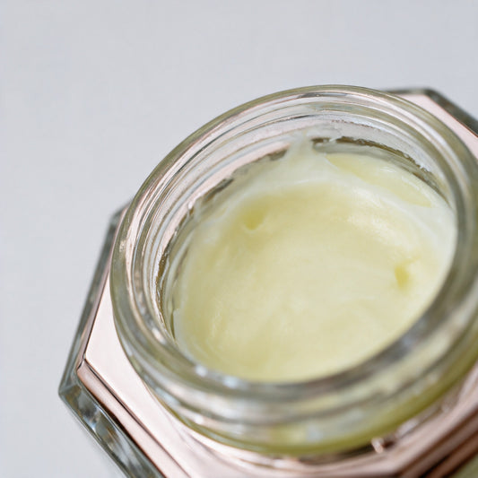 Crema esencia calmante de centella y té verde — 50 g