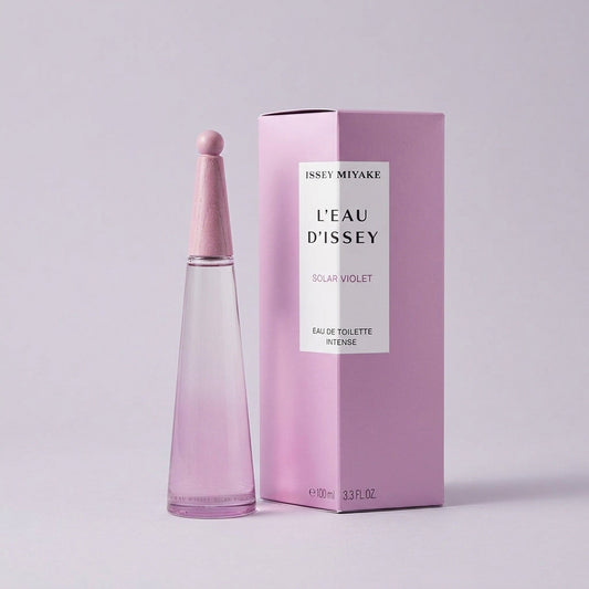 L'Eau d'Issey Solar Violet junto a su caja