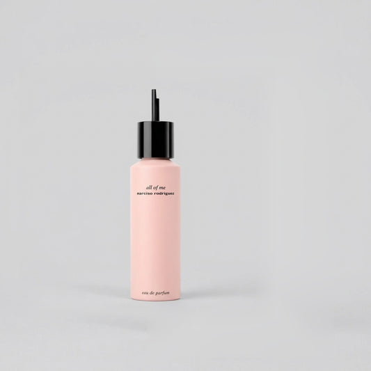 Recarga Narciso Rodriguez All of Me eau de parfum 150 ml, rosa con tapón negro, sobre fondo gris