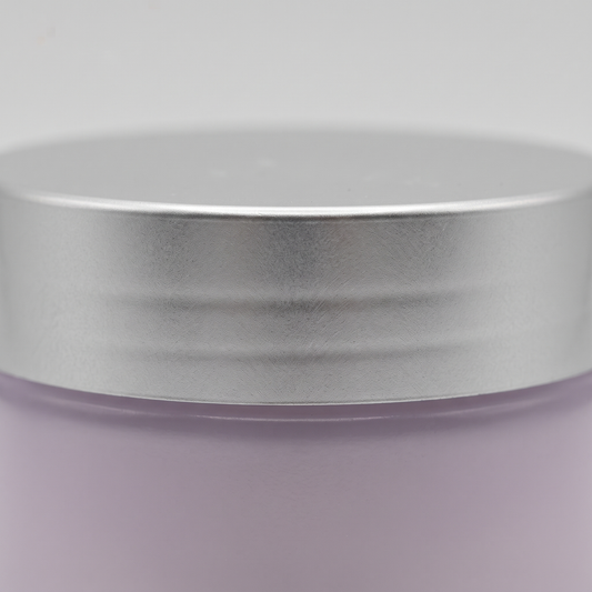 Tarro de la crema de cuello OUHOE de cerca
