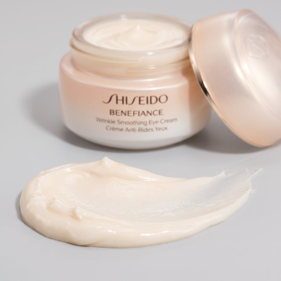 Textura aterciopelada de la crema Benefiance