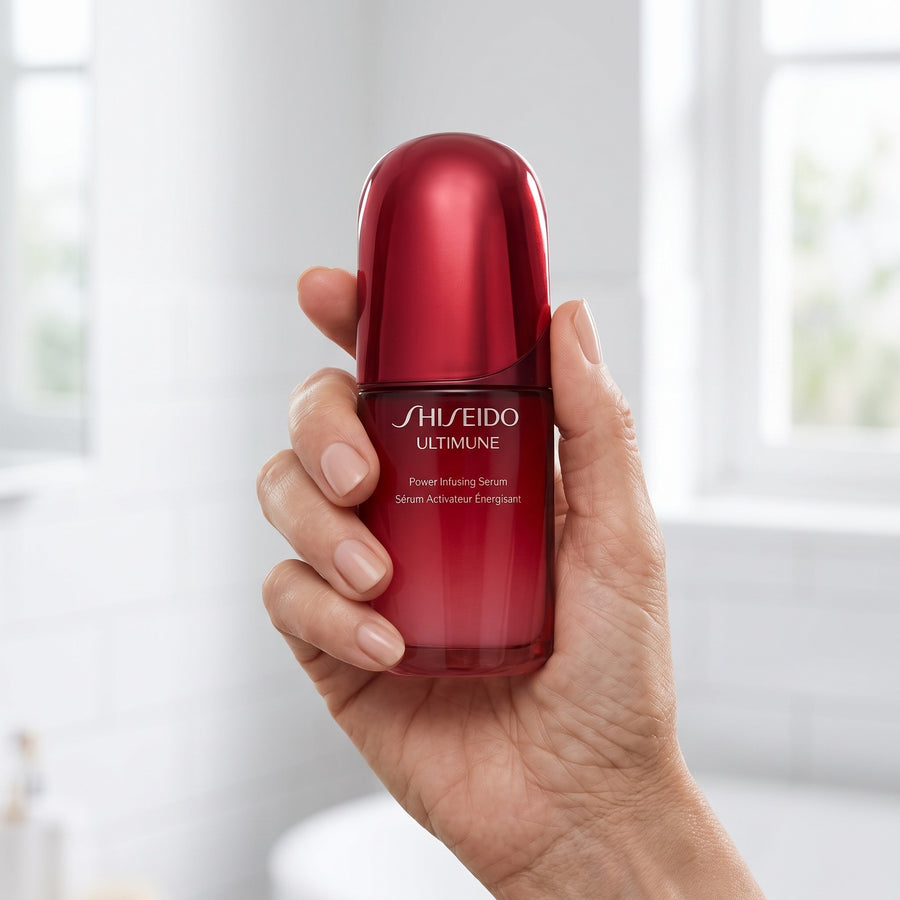 Frasco de Ultimune en la mano